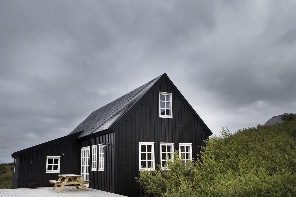 Black Timber House Borgarnes Exterior photo